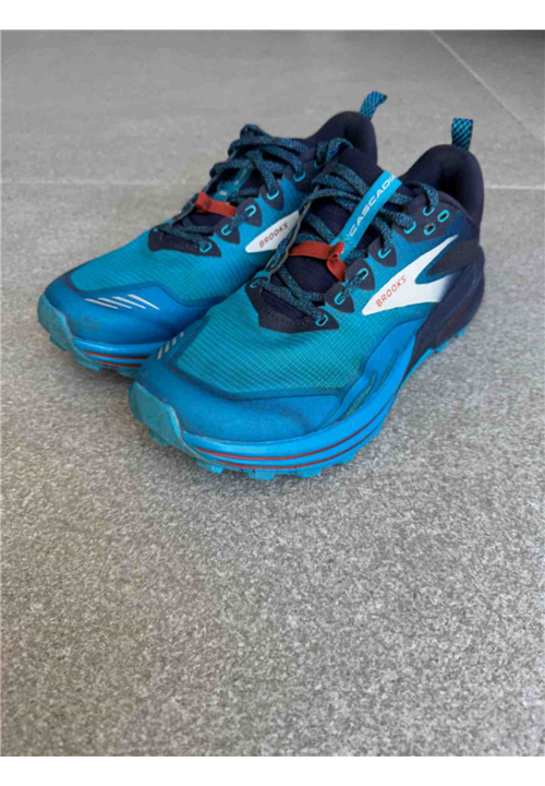 Brooks Cascadia Trail Running Shoes