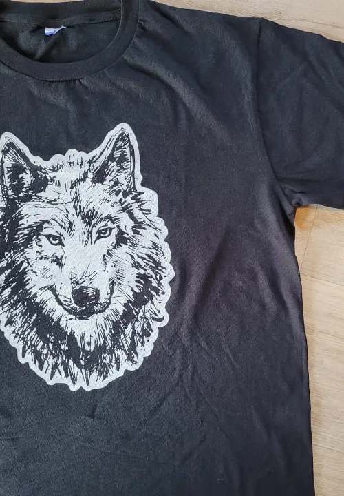 Wolf Tee | Black
