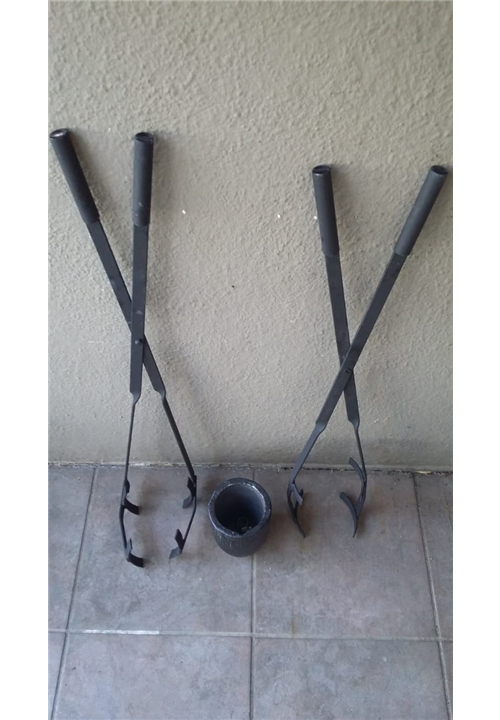 5.6kg Crucible with Tongs (A4) BACKYARD FOUNDRY