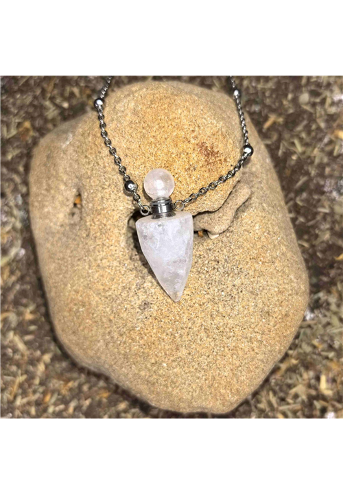 CLEAR QUARTZ CRYSTAL BOTTLE NECKLACE (SHORT)