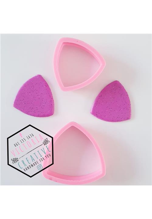 ABSTRACT TRIANGLE POLYMER CLAY CUTTER